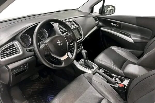 Suzuki SX4 S-Cross – Image 9