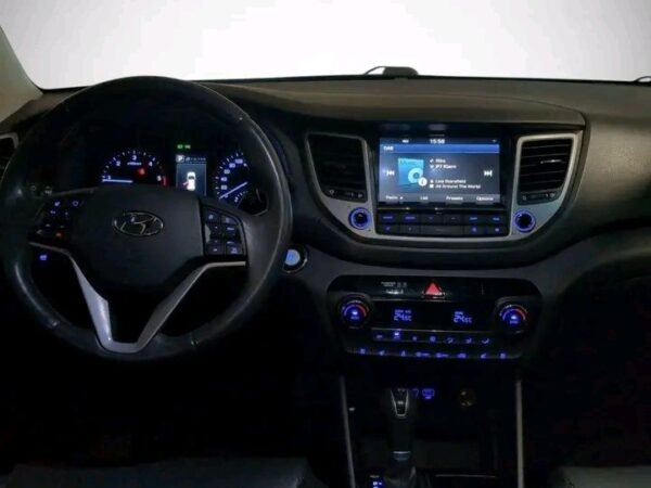 Hyundai Tucson - Image 9