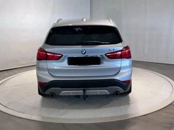 BMW X1 - Image 8