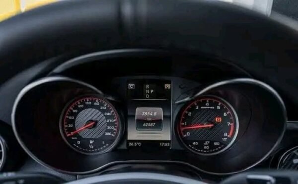 Mercedes-Benz GLC – Image 26