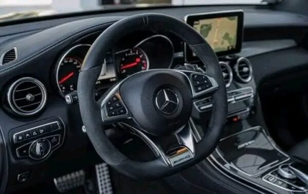 Mercedes-Benz GLC – Image 23