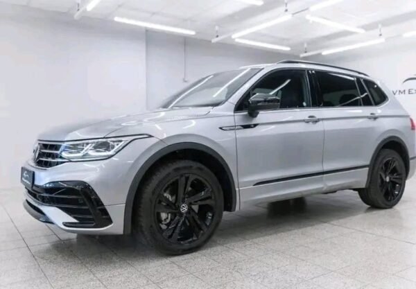 Volkswagen Tiguan – Image 12