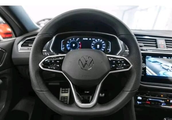 Volkswagen Tiguan – Image 3
