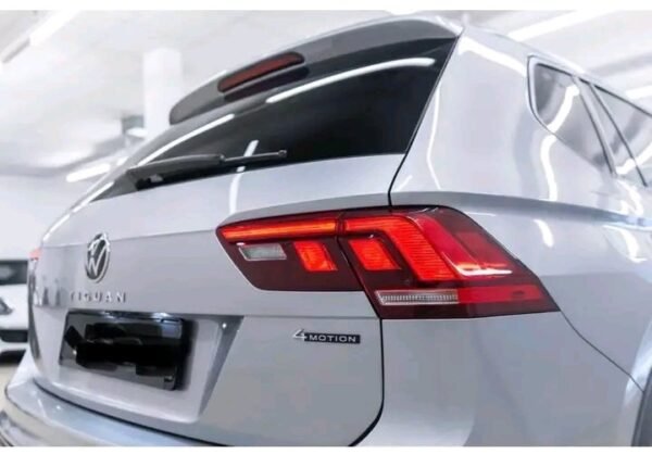 Volkswagen Tiguan – Image 13