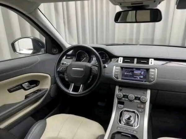 Range Rover Evoque – Image 7