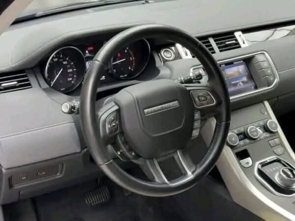 Range Rover Evoque – Image 14