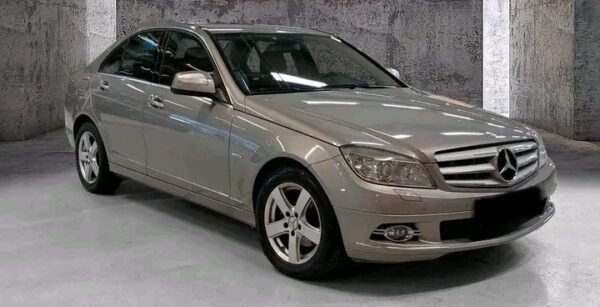 Mercedes-Benz C-Class – Image 8