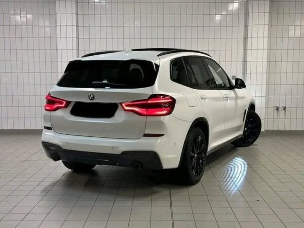 BMW X3 xDrive20i - Image 4