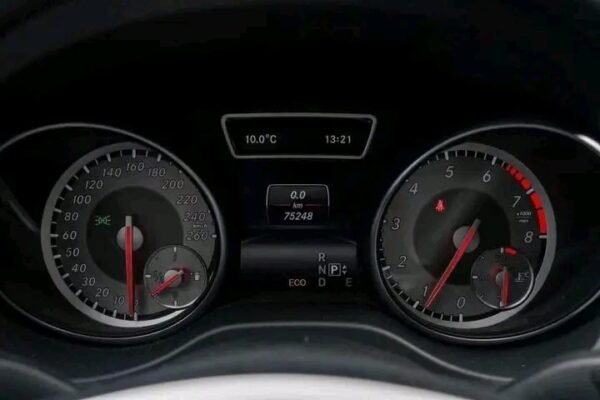 Mercedes-Benz CLA – Image 13