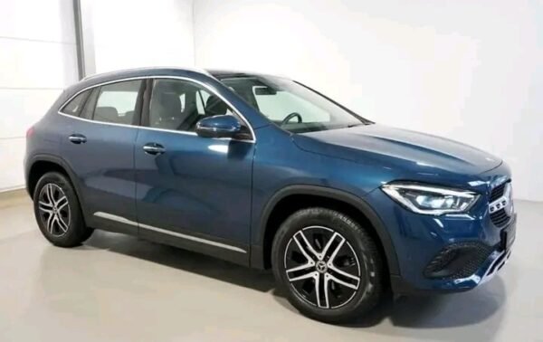 Mercedes-Benz GLA – Image 19
