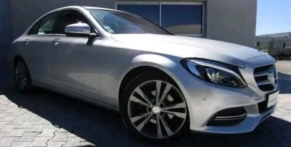 Mercedes C-Class 220 - Image 7