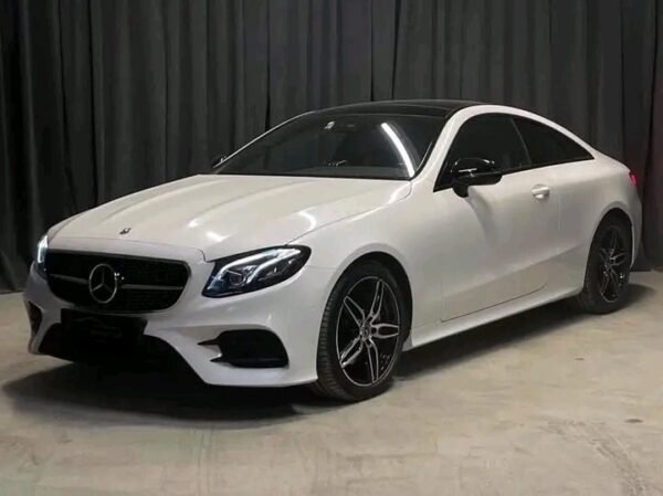 Mercedes-Benz E-Class – Image 21