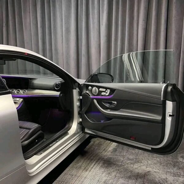 Mercedes-Benz E-Class – Image 25