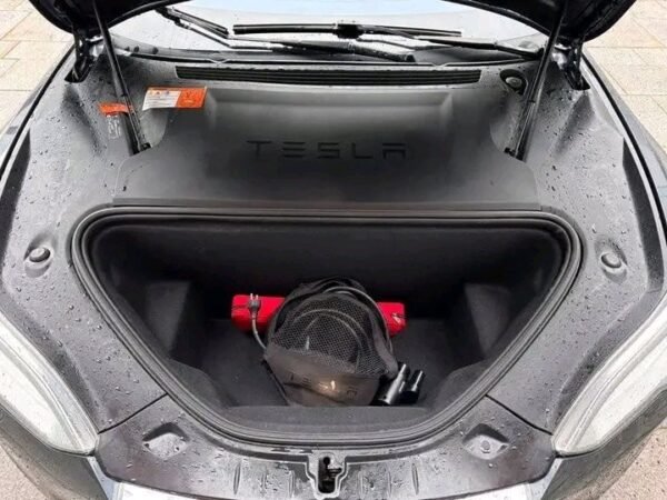 Tesla Model S – Image 4