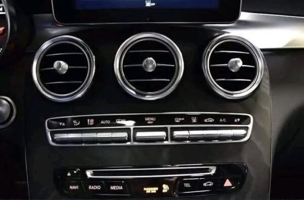 Mercedes-Benz GLC – Image 10
