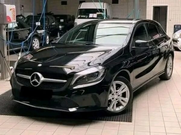 Mercedes-Benz A200d – Image 4