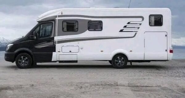 Mercedes 2.2 semi integral Hymer - Image 5