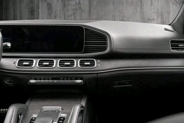 Mercedes-Benz GLE – Image 11