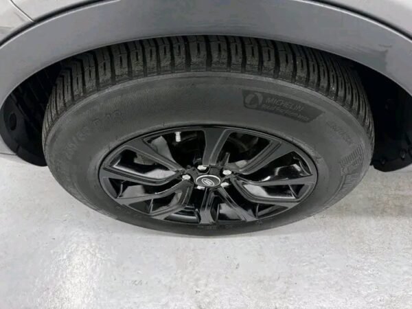 Land Rover Range Rover Evoque – Image 16