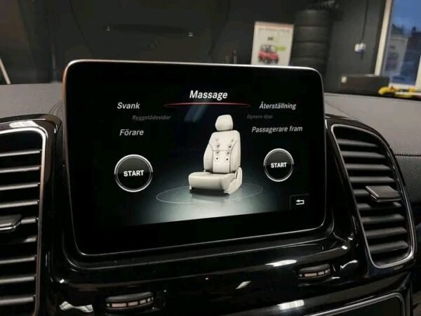 Mercedes-Benz GLE – Image 19