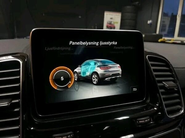 Mercedes-Benz GLE – Image 13