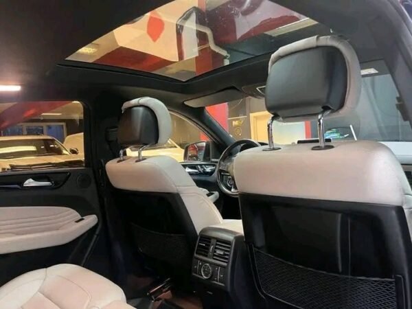 Mercedes-Benz GLE – Image 11
