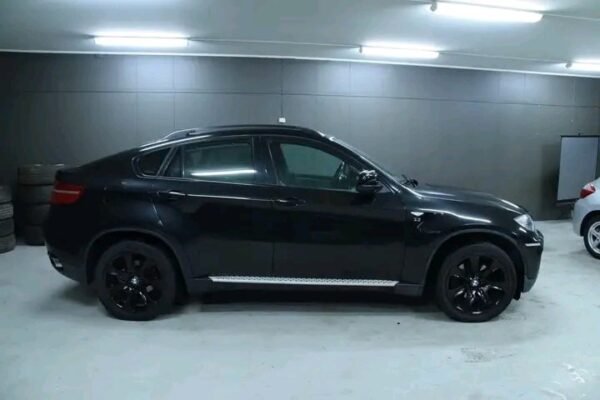 BMW X6 - Image 18