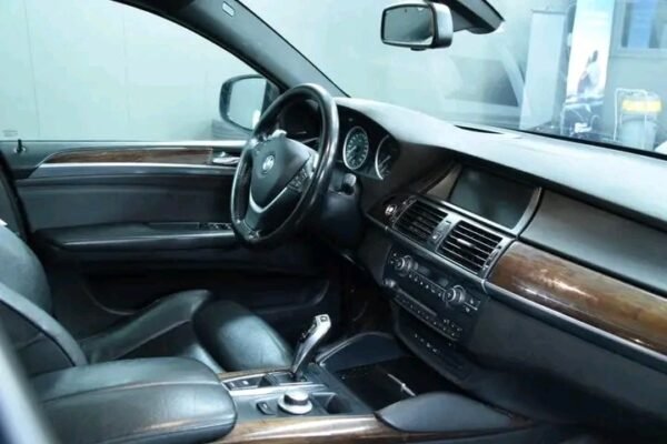 BMW X6 - Image 17