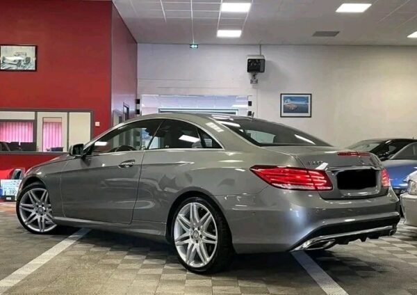 Mercedes E-Class Coupé – Image 26