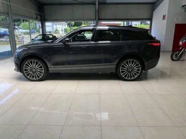 Range Rover Velar - Image 19