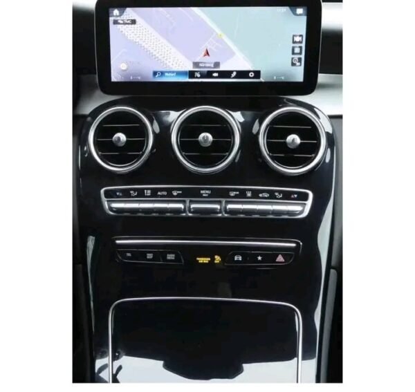 Mercedes-Benz GLC 200 d Coupe 4Matic – Image 7