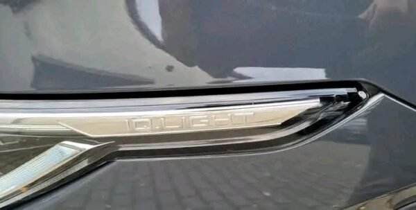 Volkswagen Golf VIII 2.0 – Image 11