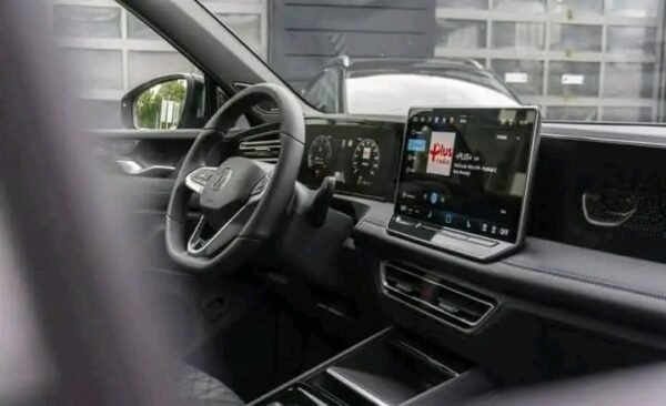 Volkswagen Tiguan – Image 7