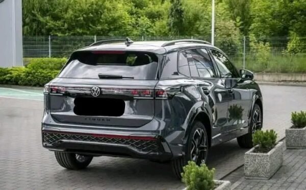 Volkswagen Tiguan – Image 32
