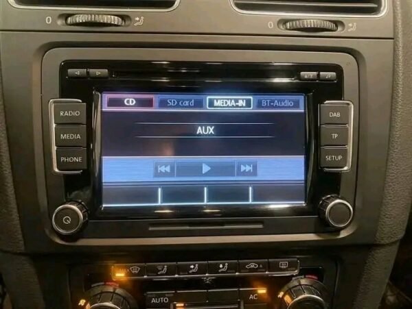 Renault Clio – Image 7