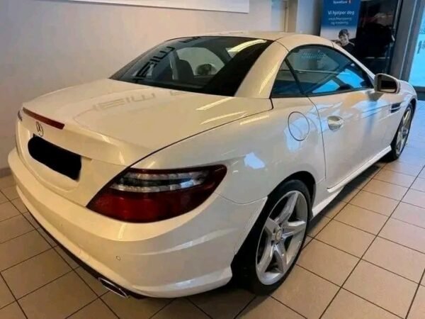 Mercedes-Benz SLK 350 V6 AMG – Image 2