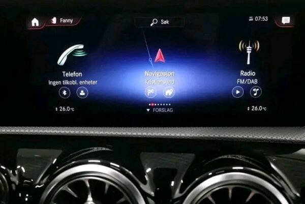 Mercedes-Benz CLA – Image 19