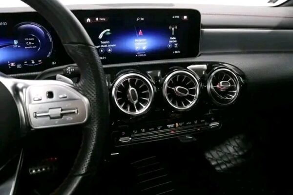 Mercedes-Benz CLA – Image 30