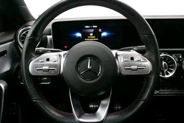 Mercedes-Benz CLA – Image 32