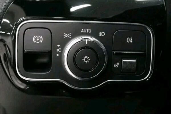 Mercedes-Benz CLA – Image 24