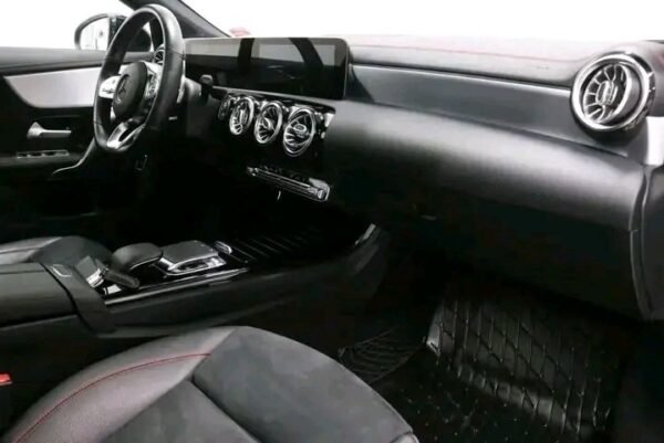 Mercedes-Benz CLA – Image 15