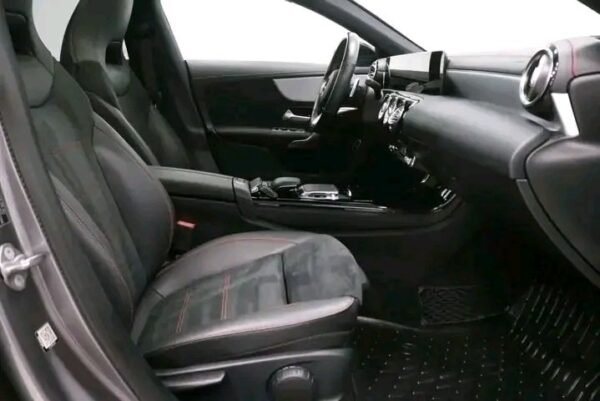 Mercedes-Benz CLA – Image 29