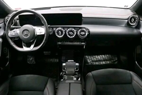 Mercedes-Benz CLA – Image 25