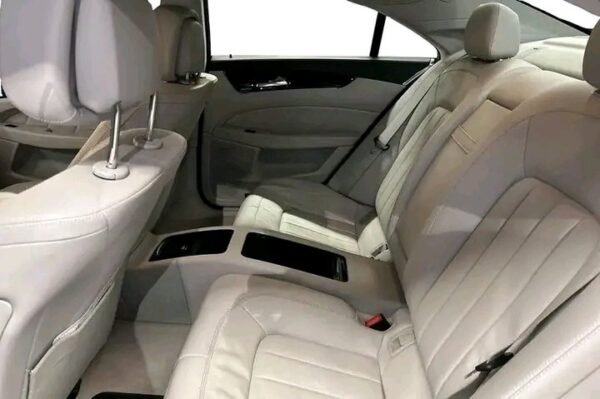 Mercedes-Benz CLS – Image 9