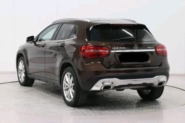 Mercedes-Benz GLA 220 4MATIC automatic – Image 37