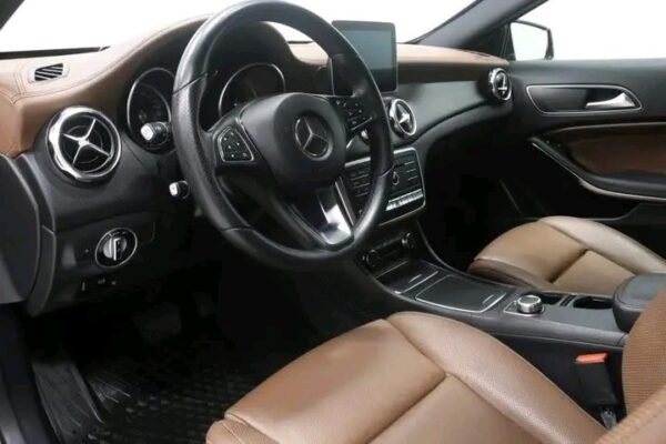 Mercedes-Benz GLA 220 4MATIC automatic – Image 19