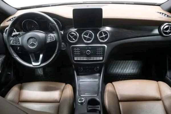 Mercedes-Benz GLA 220 4MATIC automatic – Image 33