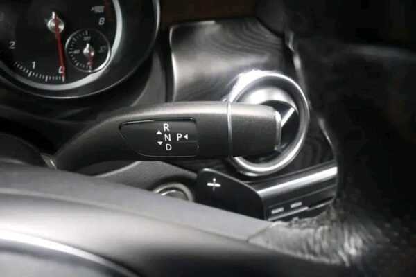 Mercedes-Benz GLA 220 4MATIC automatic – Image 25