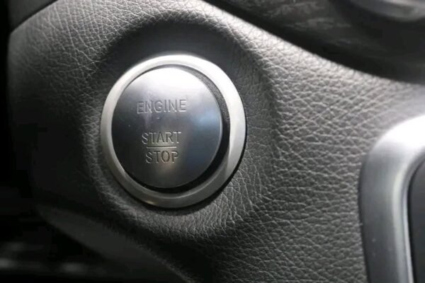 Mercedes-Benz GLA 220 4MATIC automatic – Image 12