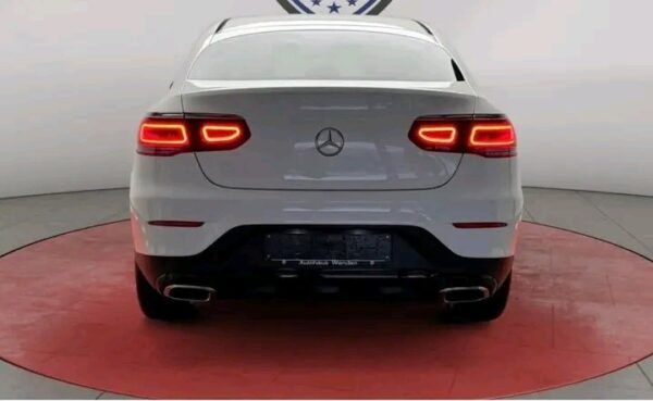 Mercedes-Benz GLC 220 d 4Matic – Image 20